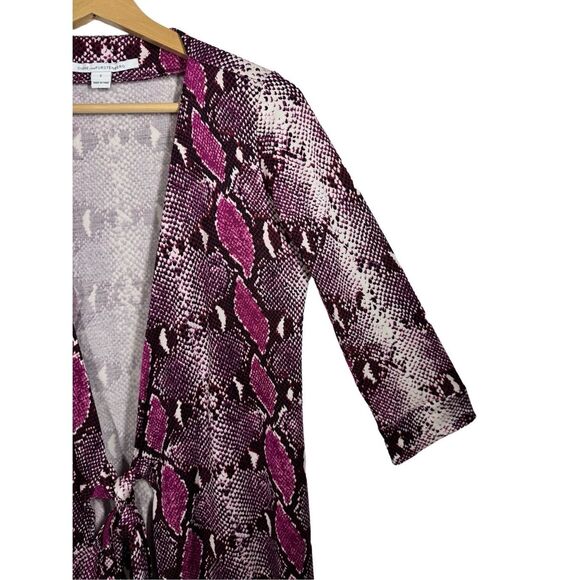 Diane Von Furstenberg Purple Snakeskin Print New Julian Two Wrap Dress Size 8 - Picture 3 of 12